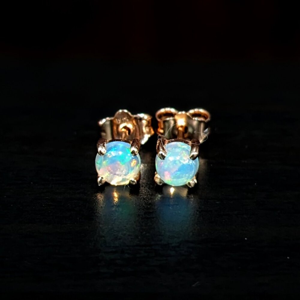 Glowing Ethiopian Opal Studs in Solid 14K Gold | 4-8mm Sizes Available